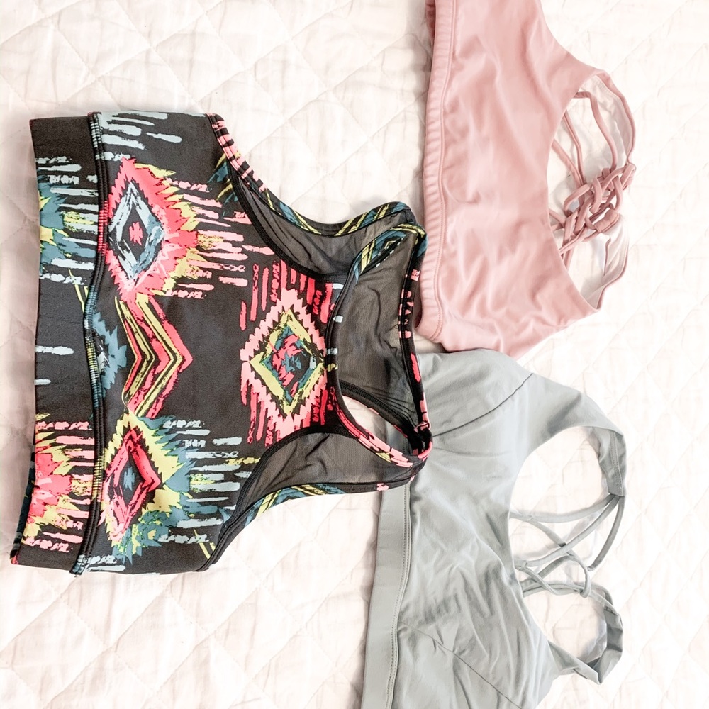 Sports Bra Lot